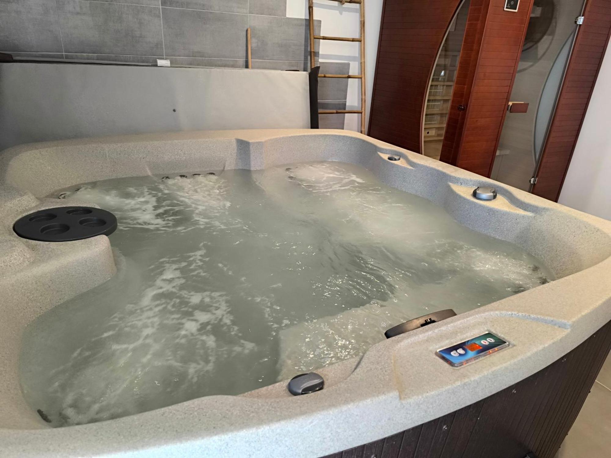 Gite Bonheur Et Charme Spa-Sauna Forfait 2H Inclus Kintzheim Eksteriør bilde